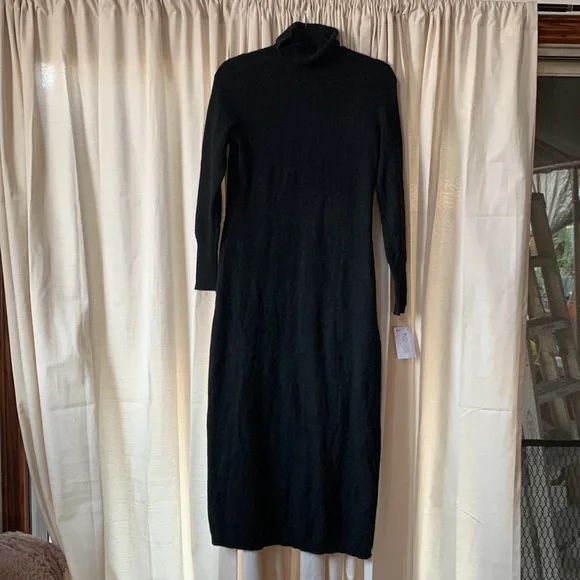 C by Bloomingdale's Turtleneck Cashmere Midi Dress XS SM, MED, XL XXL PRICE FIRM - Picture 3 of 9